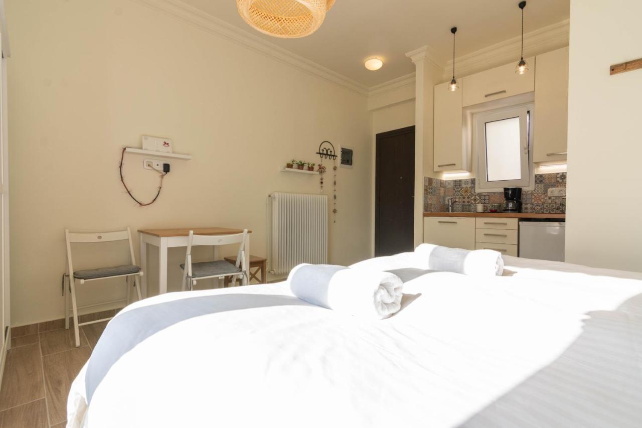 Appartement Birds Nest à Athènes Extérieur photo